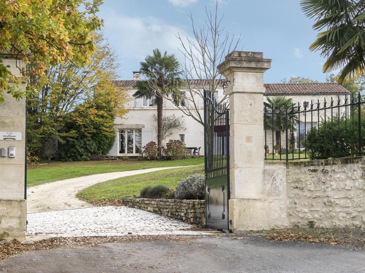 Le Logis De La Brumanderie - Saintes Fontcouverte  Dış mekan fotoğraf